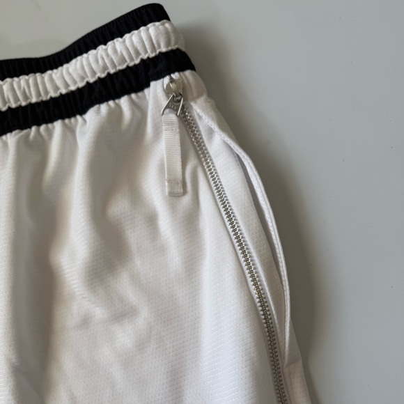 Nike White Dri-FIT Athletic Shorts with Black Accents Mens Size Medium - Picture 3 of 4